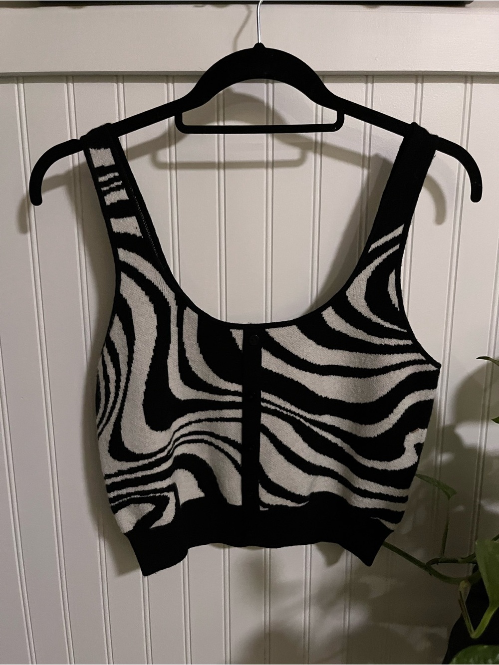 SO Black & White Zebra-Print Knit Cropped Tank